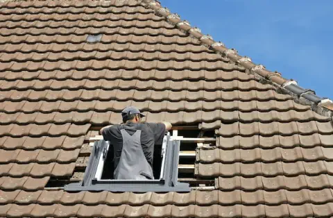 Pose de velux - Monchy-Humières
